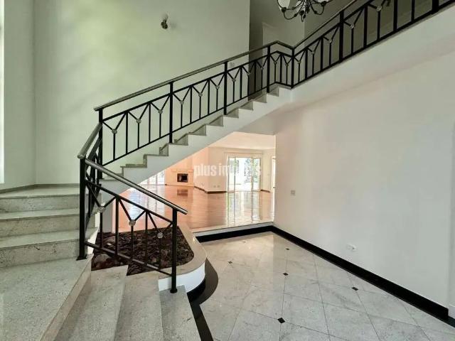 Casa / Sobrado em Condomínio para Venda em São Paulo/SP Morumbi 4 Quartos