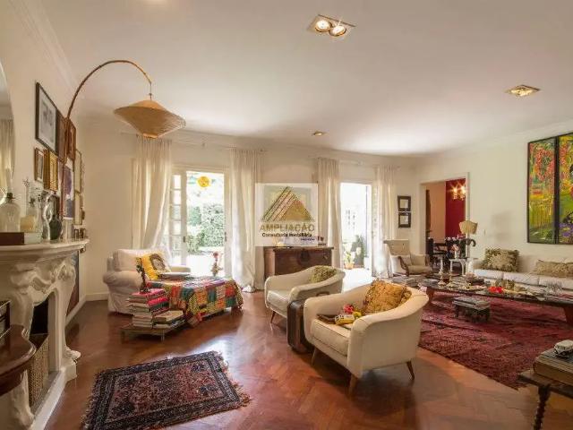 Casa / Sobrado em Condomínio para Venda em São Paulo/SP Morumbi 4 Quartos