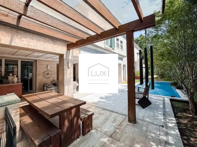 Casa / Sobrado em Condomínio para Venda em São Paulo/SP Morumbi 5 Quartos