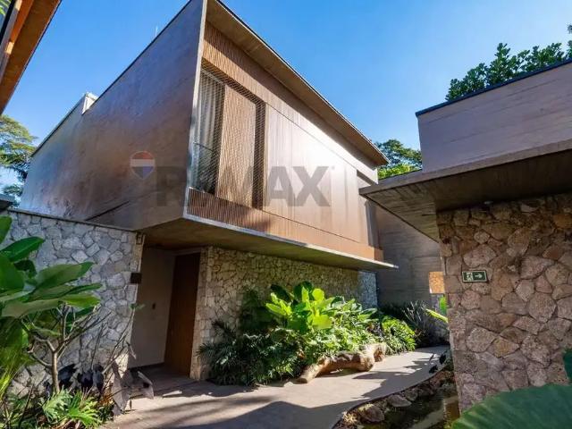 Casa / Sobrado em Condomínio para Venda em São Paulo/SP Morumbi 5 Quartos