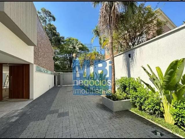 Casa / Sobrado em Condomínio para Venda em São Paulo/SP Alto da Boa Vista 3 Quartos