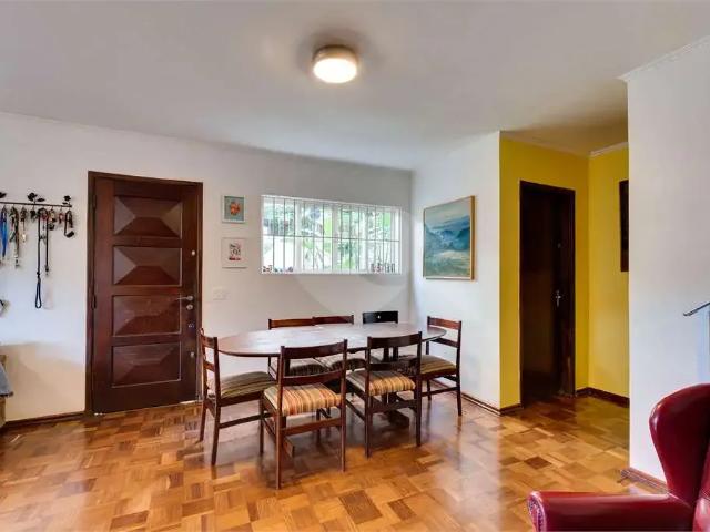 Casa / Sobrado em Condomínio para Venda em São Paulo/SP Alto da Boa Vista 3 Quartos