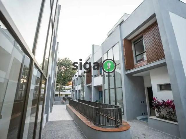 Casa / Sobrado em Condomínio para Venda em São Paulo/SP Alto da Boa Vista 4 Quartos