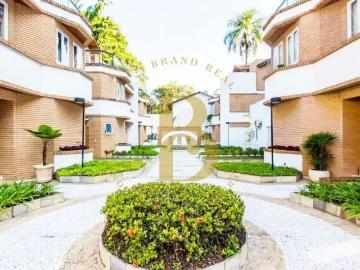 Casa / Sobrado em Condomínio para Venda em São Paulo/SP Alto da Boa Vista 4 Quartos