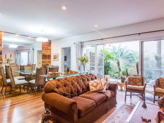 Casa / Sobrado em Condomínio para Venda em São Paulo/SP Alto da Boa Vista 6 Quartos