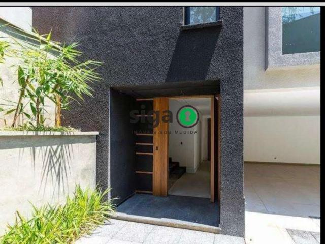 Casa / Sobrado em Condomínio para Venda em São Paulo/SP Brooklin 4 Quartos