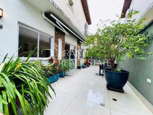 Casa / Sobrado em Condomínio para Venda em São Paulo/SP Campo Belo 4 Quartos