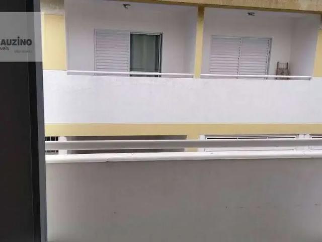 Casa / Sobrado em Condomínio para Venda em São Paulo/SP Campo Limpo 3 Quartos
