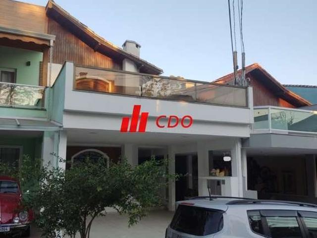 Casa / Sobrado em Condomínio para Venda em São Paulo/SP Morumbi 3 Quartos