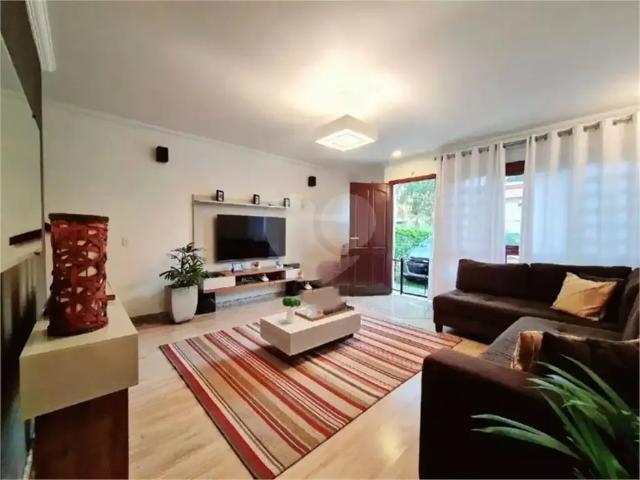 Casa / Sobrado em Condomínio para Venda em São Paulo/SP Horto Florestal 3 Quartos