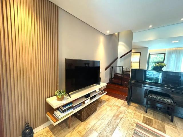 Casa / Sobrado em Condomínio para Venda em São Paulo/SP Horto Florestal 3 Quartos