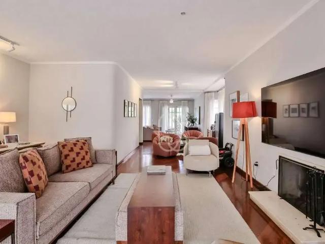 Casa / Sobrado em Condomínio para Venda em São Paulo/SP Jardim Colombo 5 Quartos