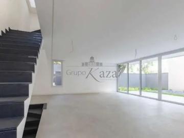 Casa / Sobrado em Condomínio para Venda em São Paulo/SP Jardim Cordeiro 4 Quartos