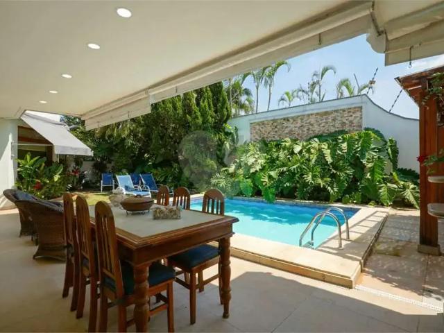 Casa / Sobrado em Condomínio para Venda em São Paulo/SP Alto da Boa Vista 4 Quartos