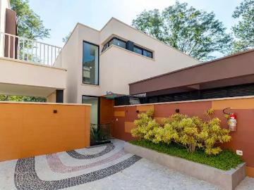 Casa / Sobrado em Condomínio para Venda em São Paulo/SP Jardim Cordeiro 4 Quartos