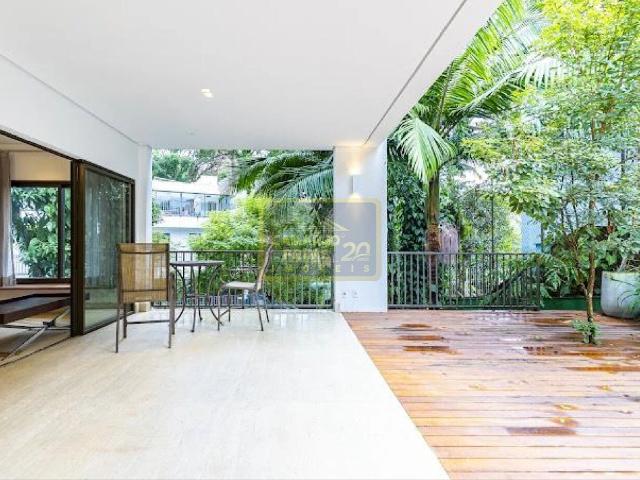 Casa / Sobrado em Condomínio para Venda em São Paulo/SP Jardim dos Estados 4 Quartos