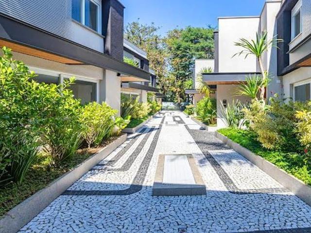 Casa / Sobrado em Condomínio para Venda em São Paulo/SP Jardim dos Estados 4 Quartos