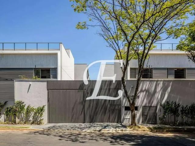 Casa / Sobrado em Condomínio para Venda em São Paulo/SP Jardim Europa 4 Quartos