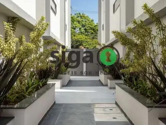 Casa / Sobrado em Condomínio para Venda em São Paulo/SP Jardim Europa 4 Quartos
