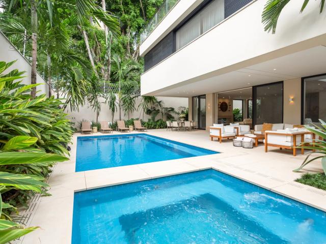 Casa / Sobrado em Condomínio para Venda em São Paulo/SP Jardim Europa 5 Quartos
