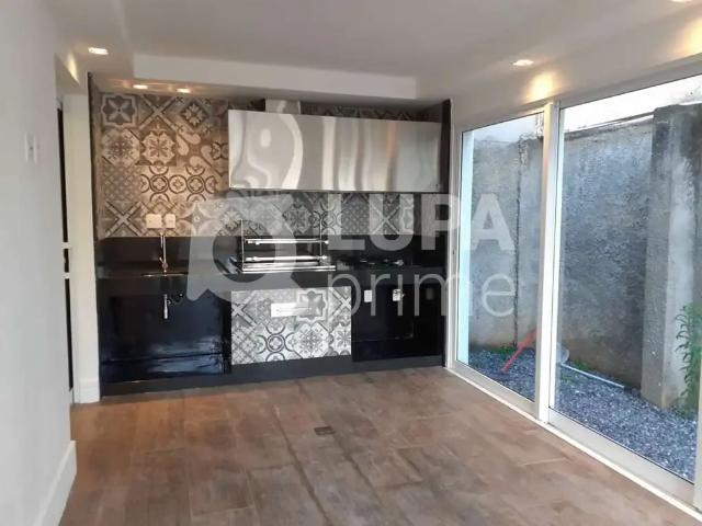 Casa / Sobrado em Condomínio para Venda em São Paulo/SP Jardim Floresta 3 Quartos