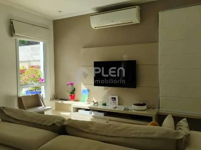 Casa / Sobrado em Condomínio para Venda em São Paulo/SP Jardim Itatinga 3 Quartos