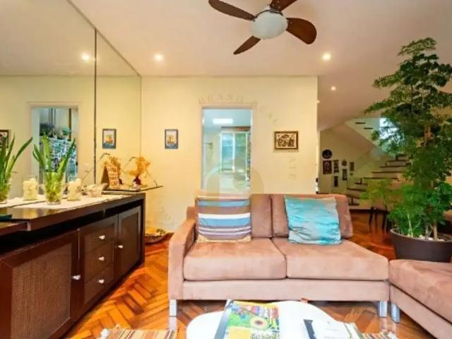 Casa / Sobrado em Condomínio para Venda em São Paulo/SP Jardim Morumbi 3 Quartos