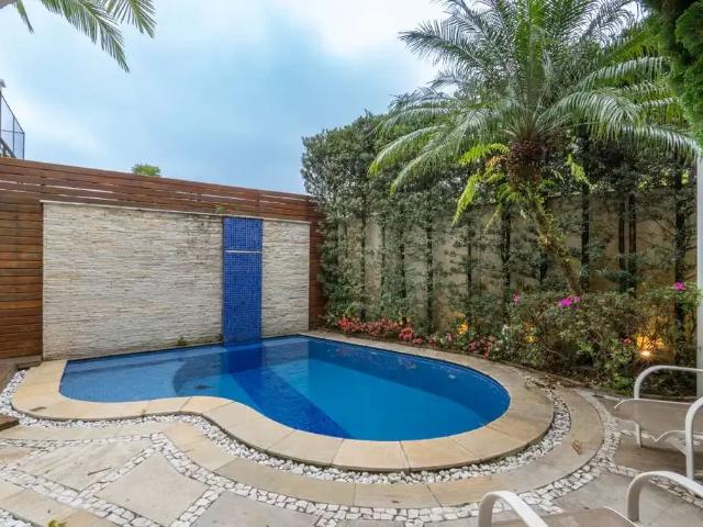Casa / Sobrado em Condomínio para Venda em São Paulo/SP Real Parque 4 Quartos
