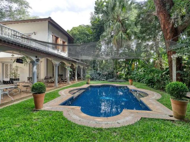 Casa / Sobrado em Condomínio para Venda em São Paulo/SP Alto da Boa Vista 4 Quartos