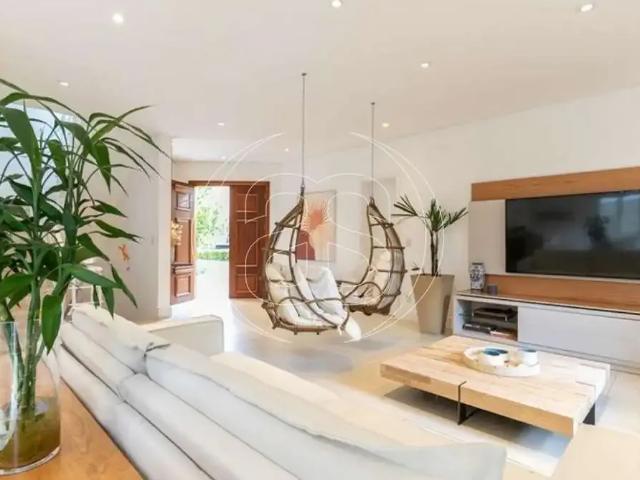 Casa / Sobrado em Condomínio para Venda em São Paulo/SP Jardim Petrópolis 4 Quartos