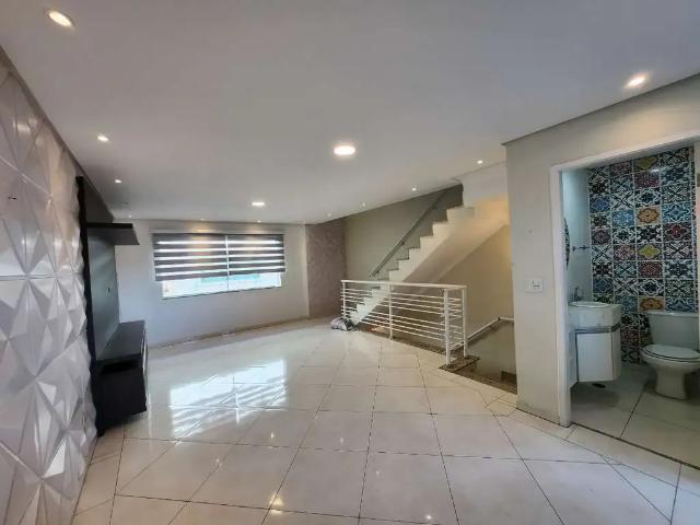 Casa / Sobrado em Condomínio para Venda em São Paulo/SP Jardim Regina 3 Quartos