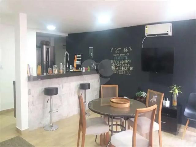 Casa / Sobrado em Condomínio para Venda em São Paulo/SP Interlagos 4 Quartos