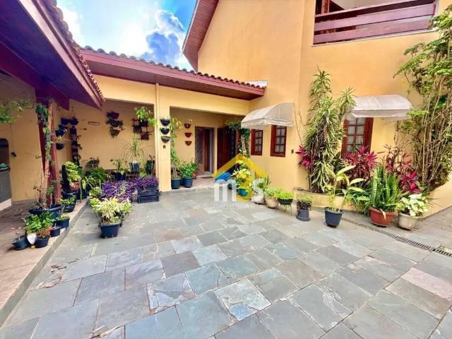 Casa / Sobrado em Condomínio para Venda em São Paulo/SP Parque dos Príncipes 5 Quartos