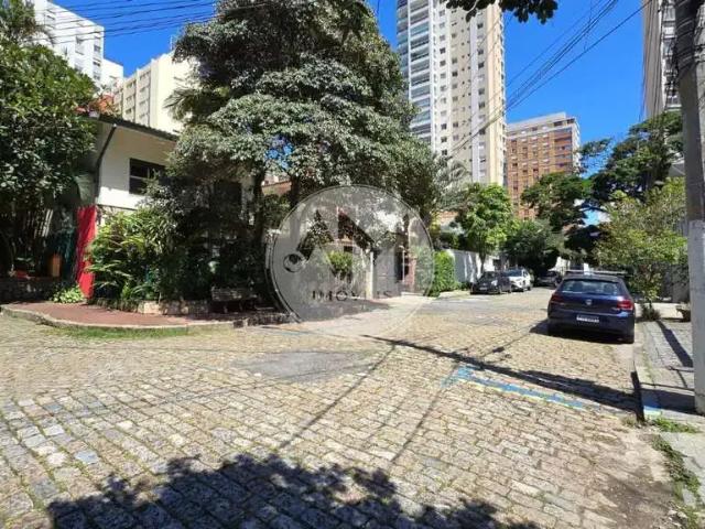 Casa / Sobrado em Condomínio para Venda em São Paulo/SP Perdizes 4 Quartos