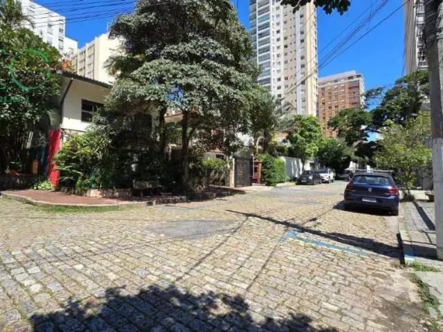 Casa / Sobrado em Condomínio para Venda em São Paulo/SP Perdizes 4 Quartos