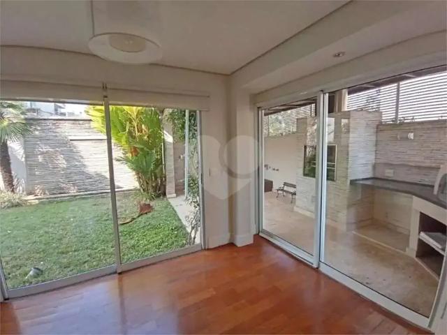 Casa / Sobrado em Condomínio para Venda em São Paulo/SP Real Parque 3 Quartos