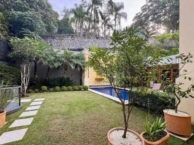 Casa / Sobrado em Condomínio para Venda em São Paulo/SP Real Parque 5 Quartos