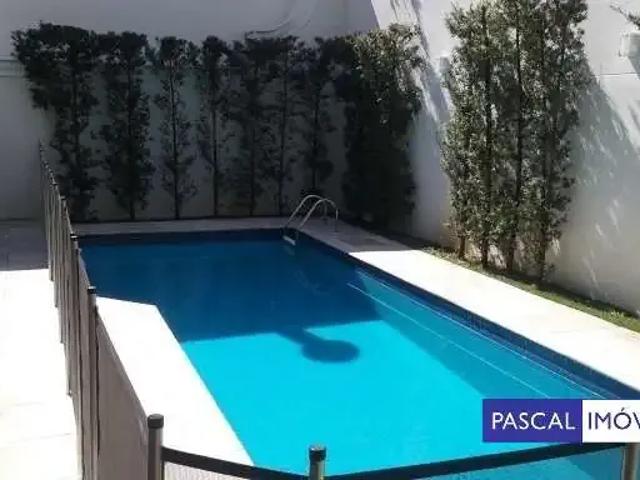 Casa / Sobrado em Condomínio para Venda em São Paulo/SP Super Quadra Morumbi 4 Quartos