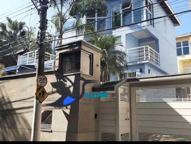 Casa / Sobrado em Condomínio para Venda em São Paulo/SP Tremembé 3 Quartos
