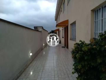 Praça Vinte e Um de Março - Garagem, Área de serviço