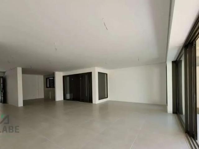 Casa / Sobrado em Condomínio para Venda em São Paulo/SP Vila Nova Conceição 4 Quartos