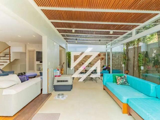 Casa / Sobrado em Condomínio para Venda em São Paulo/SP Vila Sofia 4 Quartos