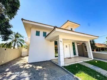 Casa / Sobrado em Condomínio para Venda em São Pedro da Aldeia/RJ Balneário das Conchas 5 Quartos