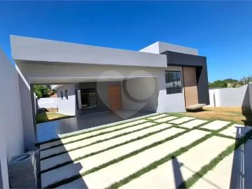 Casa / Sobrado em Condomínio para Venda em São Pedro da Aldeia/RJ Balneário São Pedro 3 Quartos