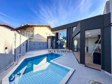 Casa / Sobrado em Condomínio para Venda em São Pedro da Aldeia/RJ Centro 3 Quartos
