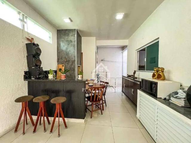 Casa / Sobrado em Condomínio para Venda em São Pedro da Aldeia/RJ Fluminense 3 Quartos