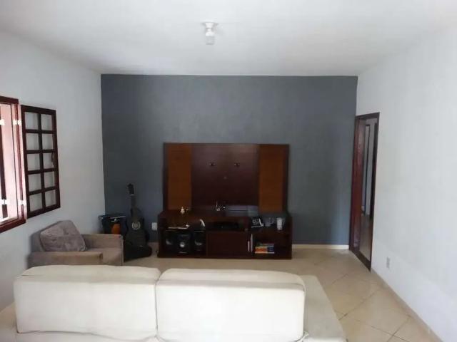Casa / Sobrado em Condomínio para Venda em São Pedro da Aldeia/RJ Morro do Milagre 5 Quartos