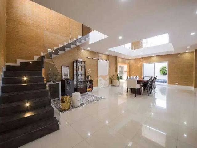 Casa / Sobrado em Condomínio para Venda em São Pedro da Aldeia/RJ Nova São Pedro 6 Quartos