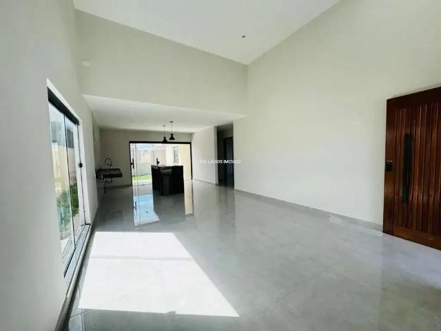 Casa / Sobrado em Condomínio para Venda em São Pedro da Aldeia/RJ Nova São Pedro 3 Quartos