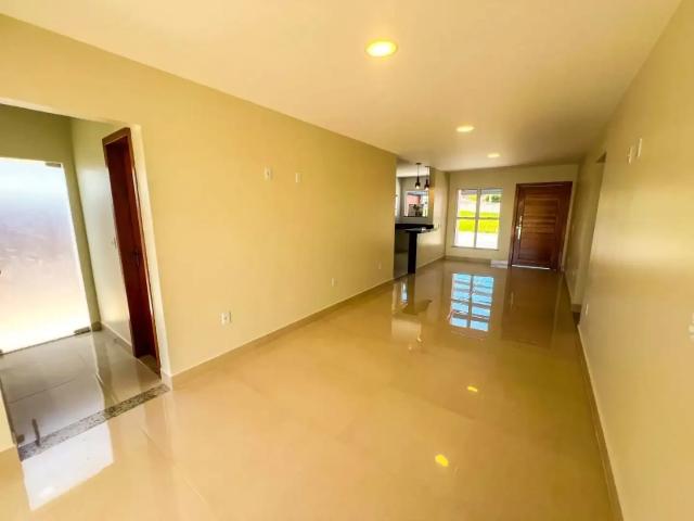 Casa / Sobrado em Condomínio para Venda em São Pedro da Aldeia/RJ Nova São Pedro 3 Quartos